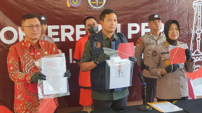 Kisah Pilu Mahasiswi Jogja, Terjerat Cinta Online, Digasak Rp250 Juta oleh Dokter Gadungan