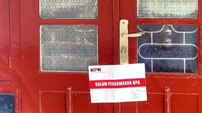 Kantor Kontraktor di Padangsidimpuan Sumut Disegel KPK, Kasus Apa?
