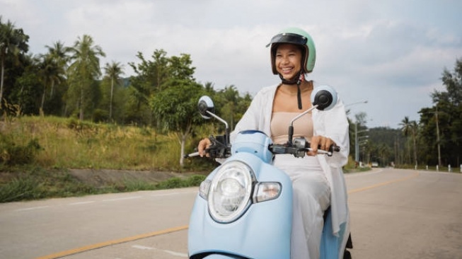5 Motor untuk Perempuan 2025: Desain Feminim dan Bagasi Luas, Harga Mulai Rp19 Juta