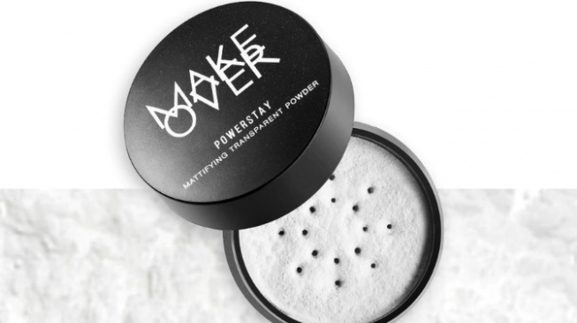 Make Over Powerstay Mattifying Transparent Powder (Shopee)