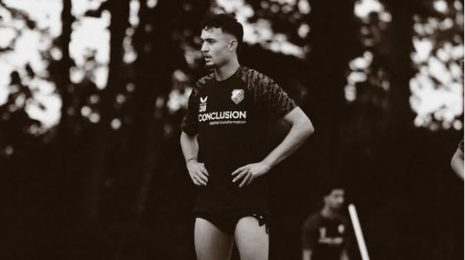 Ivar Jenner mengikuti sesi latihan bersama FC Utrecht senior. (Instagram/ivarjnr)