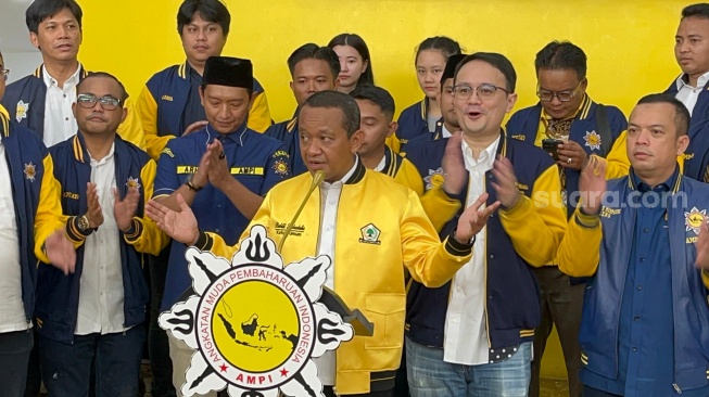 Sebut Golkar Milik Rakyat Indonesia, Bahlil: Dari Sepatu Miring hingga Anak Desa Semua Ada