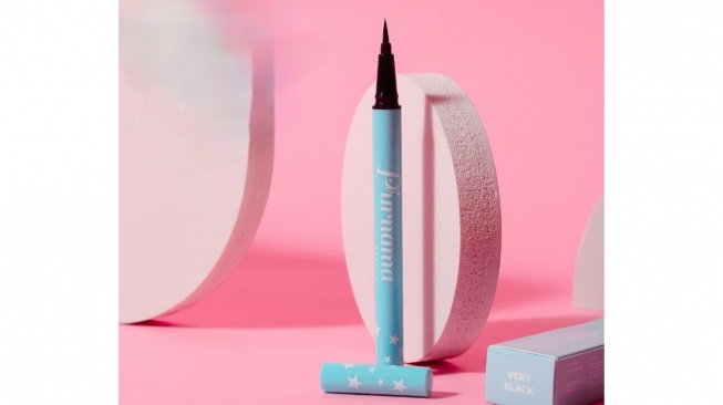 Eyeliner Waterproof untuk Pemula (tokopedia)