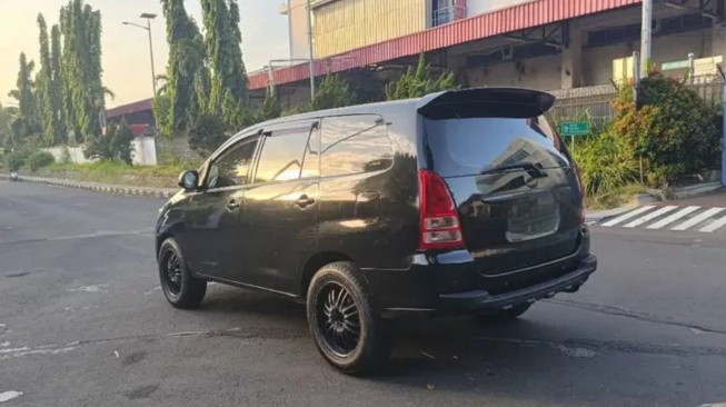 Mobil Bekas Keluarga Mewah di Bawah Rp100 Juta (olx)