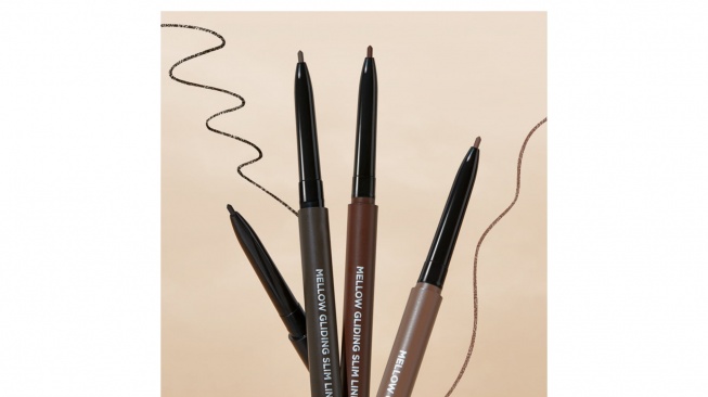 Eyeliner Waterproof untuk Pemula (holikaholika)