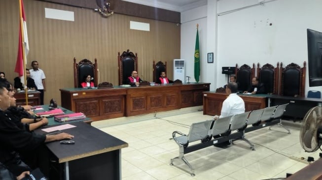Eks Kapolres Ngada Didakwa Setubuhi Anak 5 Tahun di Hotel, Rekamannya Disebar di Situs Porno