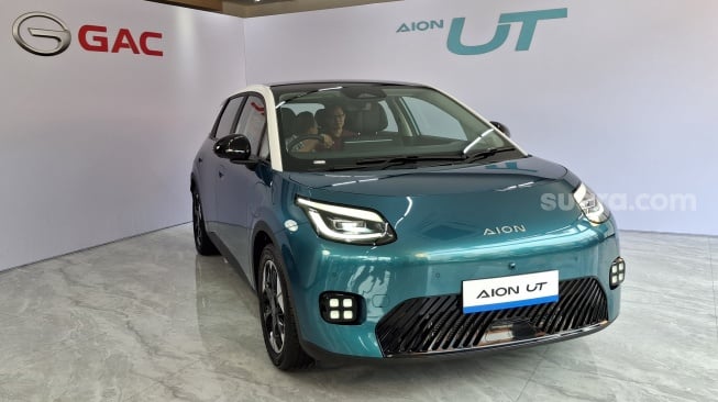 AION UT mulai dipamerkan di Indonesia pada Senin (30/6/2025). [Suara.com/Michele Alessandra]
