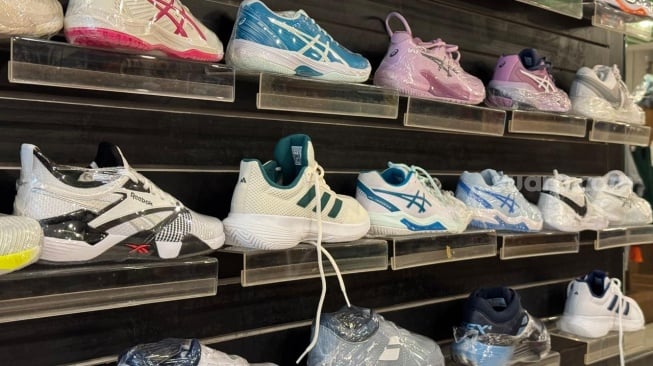 Kenapa Sore Hari Waktu Paling Tepat Beli Sepatu untuk Anak Mau Masuk Sekolah?