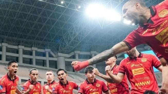 Kenapa Persija Tak Seagresif Persib di Bursa Transfer?