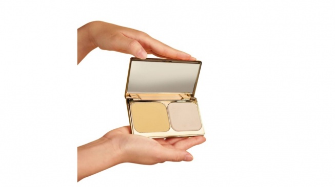 Bedak Tahan Air dan Keringat Murah (lumecolors)