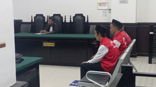 Tiga Terdakwa Pembakaran Kandang Ayam di Padarincang Divonis 1 Tahun Penjara