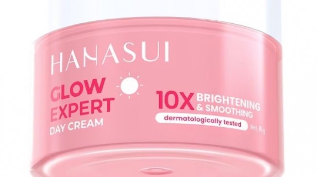 Hanasui Flawless Glow 10 Day Cream.
