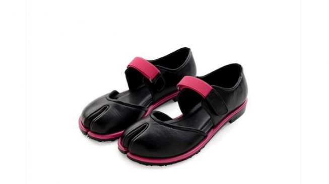 Rekomendasi Tabi shoes dari merek lokal. (Shopee)