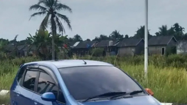 Honda Jazz (2005). (OLX)