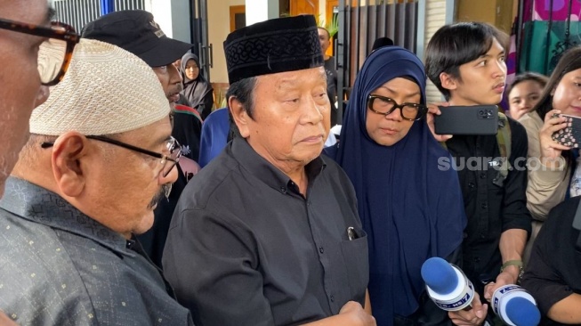 Pergi Melayat Hamdan ATT, Mansyur S Sempat Dengar Kabar Almarhum Drop 2 Minggu Lalu