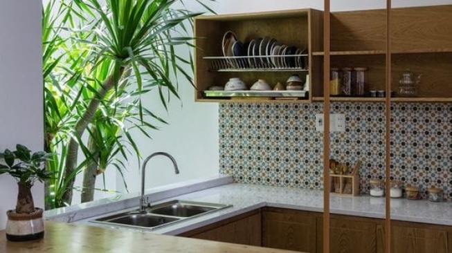 dapur minimalis semi outdoor. [mirachinterior]