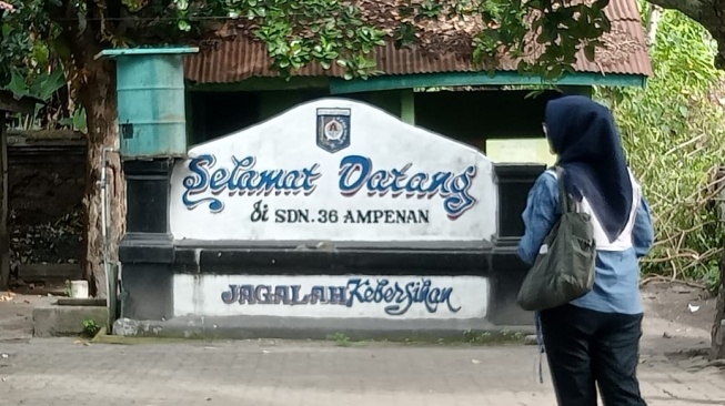 Suasana sekolah di SDN 3 Ampenan Kota Mataram, Nusa Tenggara Barat [Suara.com/Eviera Paramita Sandi] 