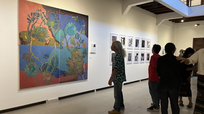 Rumah DAS Menjaga Eksistensi Seniman Melalui Pameran BOX TO BOX
