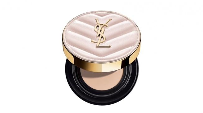 Harga 4 Cushion YSL Terbaru, Make Up Mewah Sekaligus Investasi Kecantikan