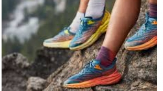 Hoka Speedgoat 5