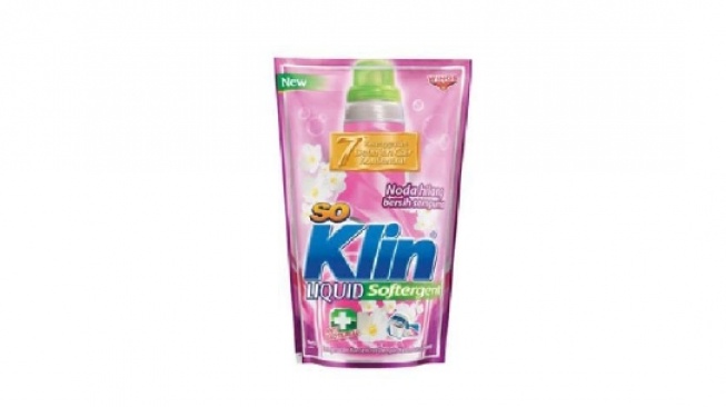  Soklin Liquid Softergent. [Tokopedia]