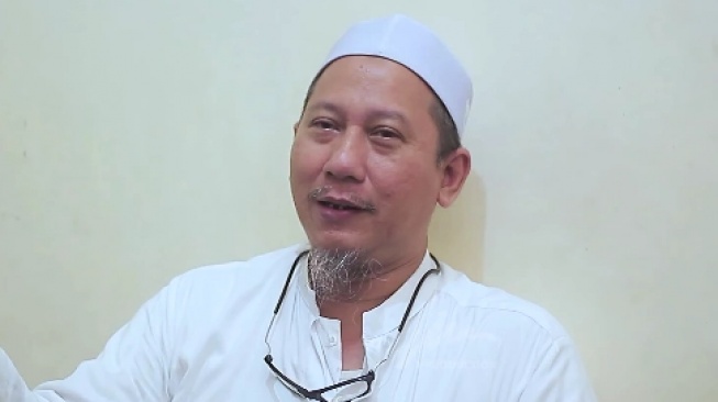 Pengasuh Ponpes Besuk KH Muhibbul Aman Aly mengeluarkan fatwa  sound horeg hukumnya haram (YouTube)