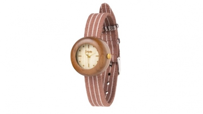 INA Watch Jam Tangan Kayu Jati Seri Golek Ayun-Ayun (Shopee)