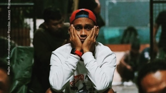 Fakta pengakuan Revelino Tuwasey lelaki yang mengaku  ayah biologis anak Lisa Mariana (Instagram)