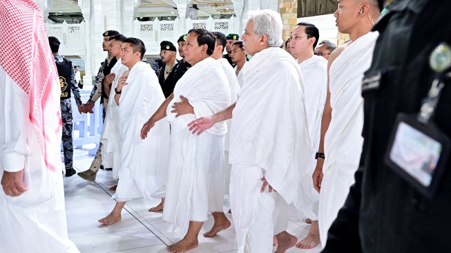 Presiden Prabowo Subianto melaksanakan ibadah Umrah di Kota Suci Makkah, Rabu (2/7/2025). [Muchlis Jr - Biro Pers Sekretariat Presiden] 
