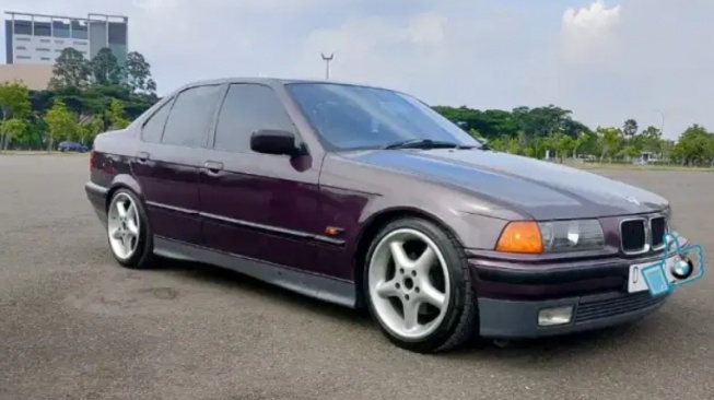 BMW E36 (OLX)