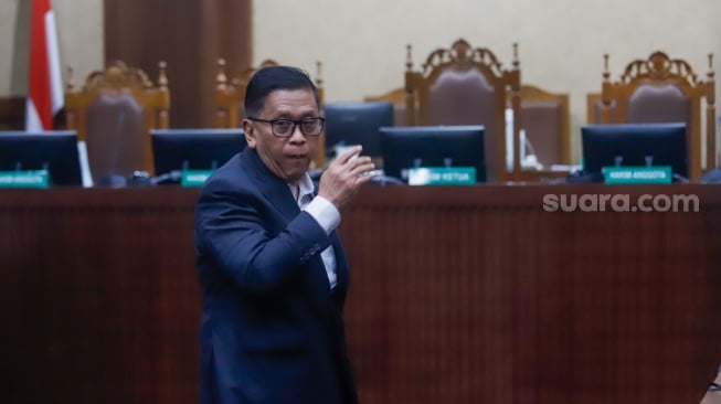 Terungkap di Sidang: Jaksa Bongkar Perintah Hasto Tenggelamkan 'Yang Itu' - HP Harun Masiku?