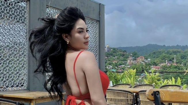 Chasandra Thenu [Koleksi Pribadi]