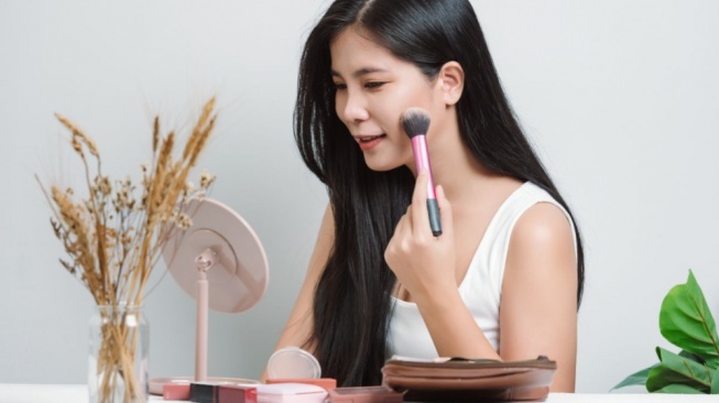 5 Rekomendasi Primer yang Cocok untuk Pemula: Wajah Flawless tanpa Ribet