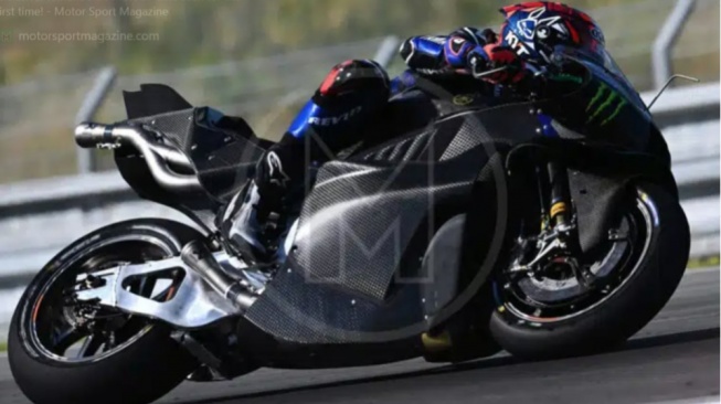 Mantap! Andrea Dovisiozo dan Yamaha Sedang Tes Mesin V4