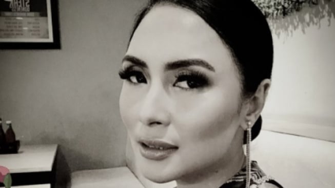 Apa Profesi Istri Menteri UMKM Sekarang? Dulu Pemain FTV dan Punya Nama Panggung