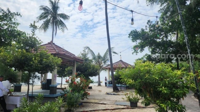 Penampakan Pulau Kelapa, Kepulauan Seribu, Jakarta. (Suara.com/Fakhri Fuadi)