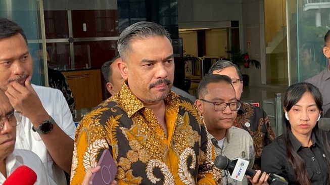 KPK Akan Pelajari Dokumen yang Diserahkan Menteri UMKM soal Perjalanan Istrinya ke Eropa!