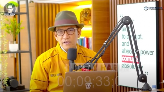 Polemik Ijazah Jokowi Memanas: Anggota DPR Minta Pengkritik Ditangkap, Refly Harun Murka!