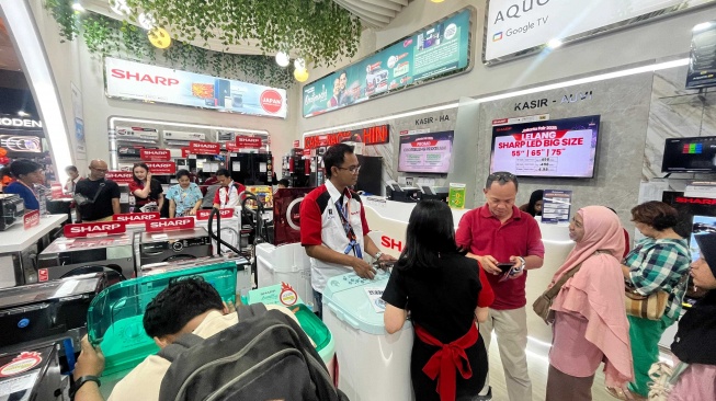 Booth Sharp di PRJ 2025. [Sharp Indonesia]