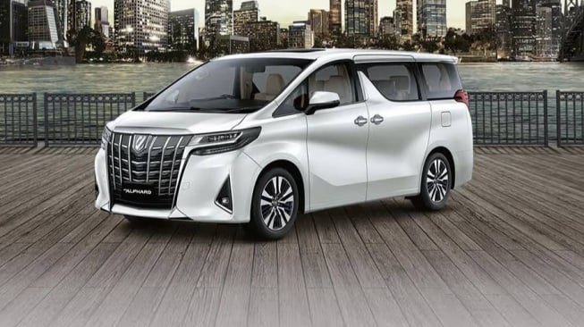 Toyota Alphard 3.5 Q