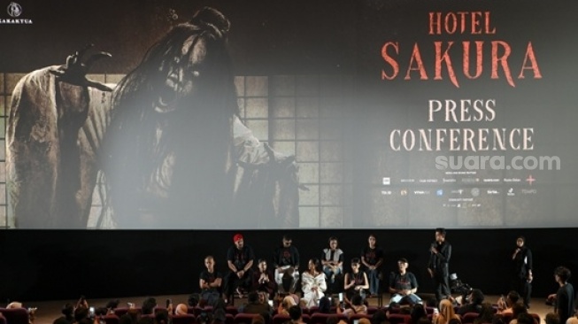 Jumpa pers film Hotel Sakura di kawasan Kuningan, Jakarta Selatan baru-baru ini. [Suara.com/Tiara Rosana]