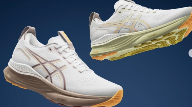 sepatu Asics