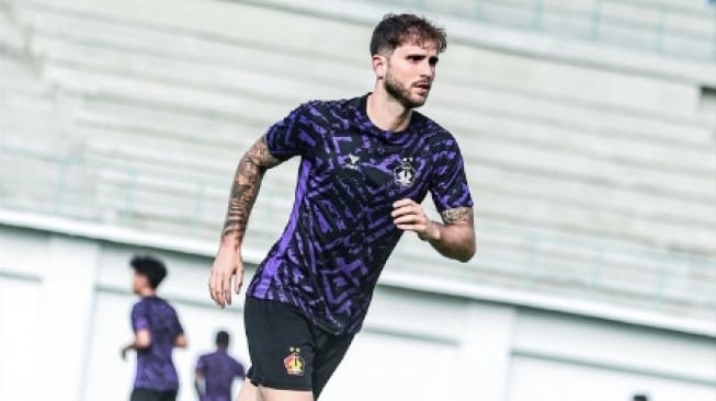 Telmo Castanheira Ungkap Sosok yang Membuatnya Tertarik Bela Persik Kediri