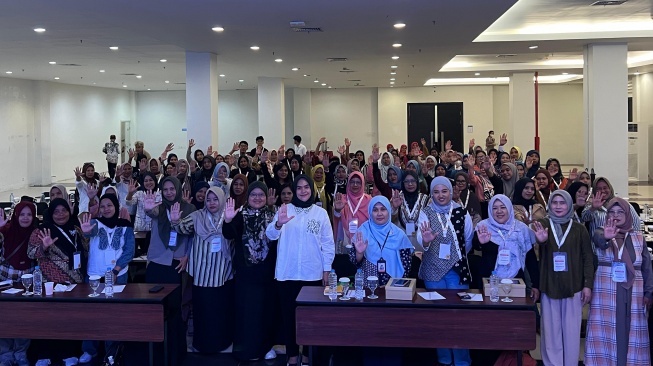 Sosialisasi Peran Keluarga dan Masyarakat untuk Menumbuhkan Ketangguhan Mental pada Anak dan Perempuan. [Ist]