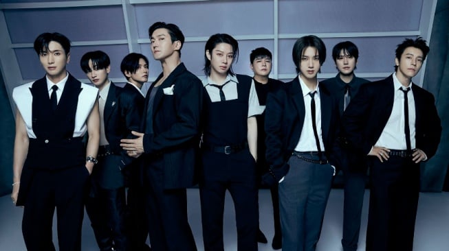Super Junior Pancarkan Aura Cool dan Intens di Teaser MV Lagu Express Mode