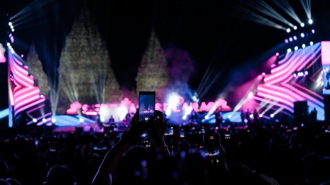 Prambanan Jazz Festival 2025 yang berlangsung 4–6 Juli 2025 dihadiri sekitar 65 ribu penonton, baik penonton domestik maupun mancanegara (Dok: InJourney)