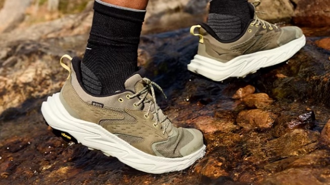 8 Pilihan Sepatu Gunung Hoka: Cengkeraman Lebih Kuat, Mendaki Aman dan Nyaman