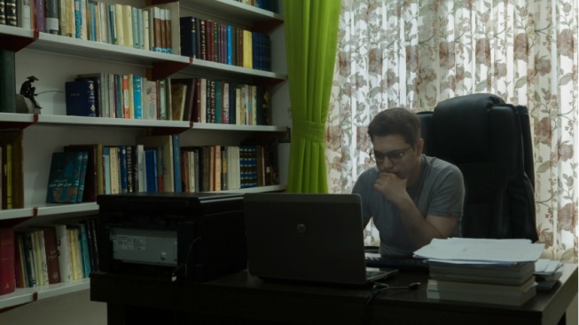 Budaya Hustle Culture dan Burnout yang Disamarkan oleh Kecemasan