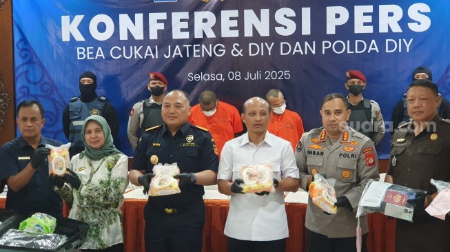 Sabu Cair dalam Tisu Basah: Jaringan Narkoba Internasional Gemparkan Yogyakarta!