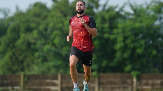Jordi Amat saat berlatih bersama Persija Jakarta (Dok. Persija).
